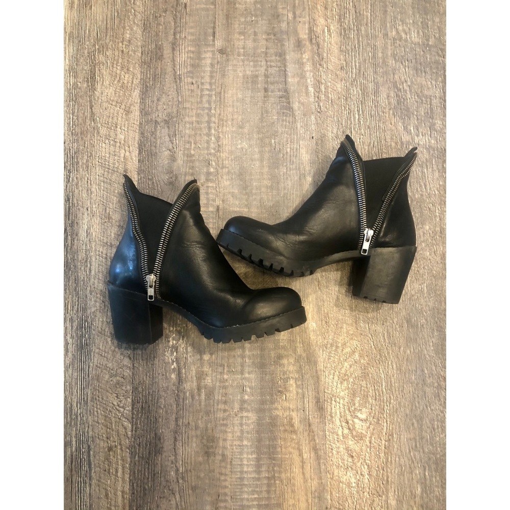 Zara zipper black chunky ankle boots 🖤